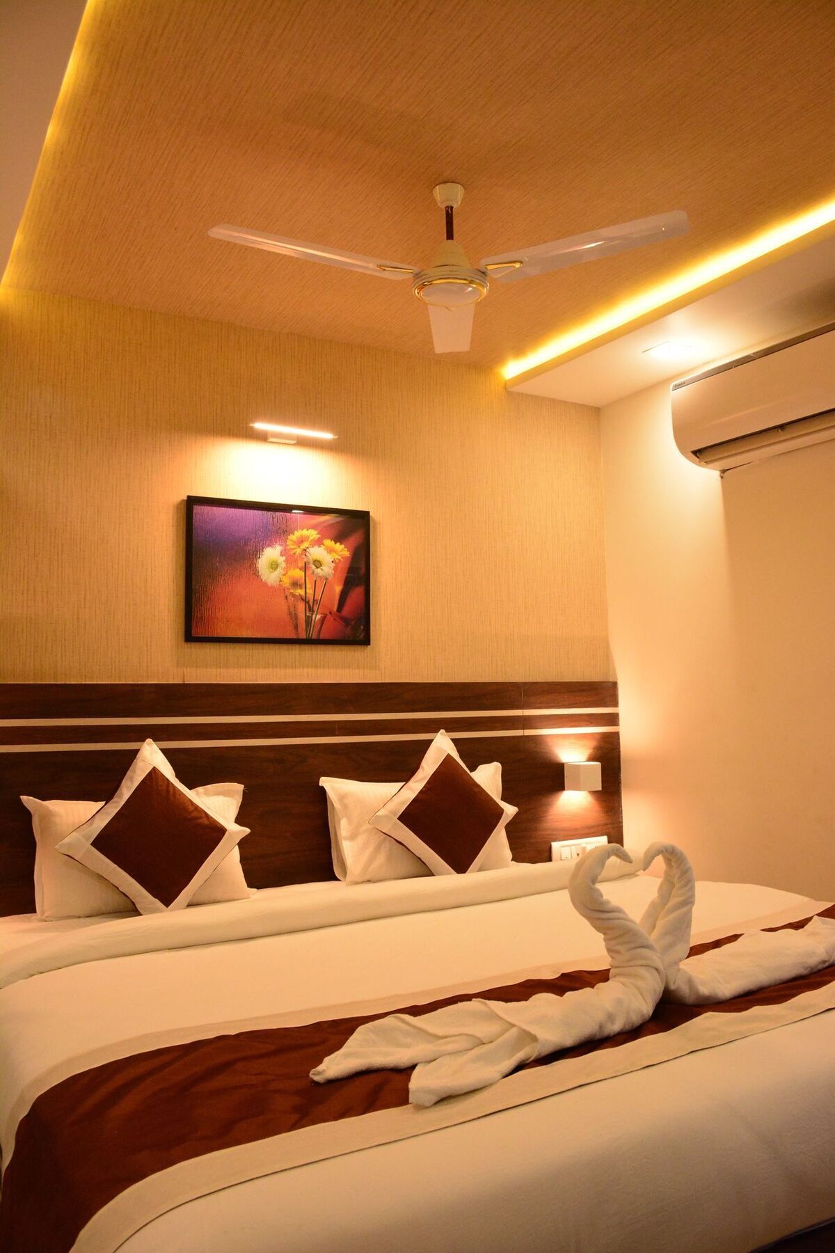 The Suncity Bhubaneswar Exterior photo